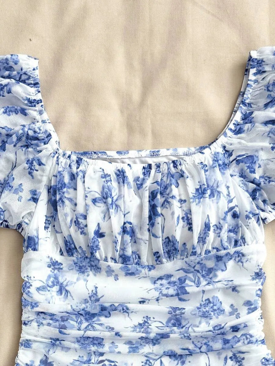 Teen Girls' Blue & White Floral Halter Dress – Bohemian Valentine’s Day Beach Dress for Holiday, Vintage & Summer Outfits